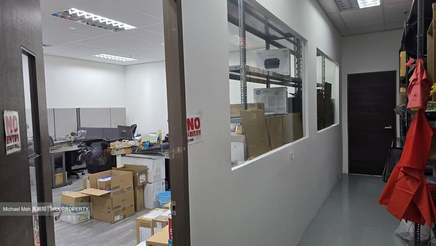 Sindo Industrial Building (D13), Factory #579080271